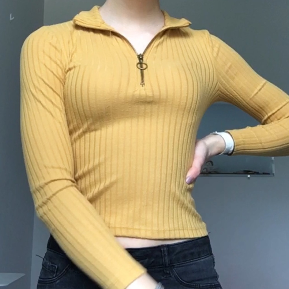 Mustard collared crop top